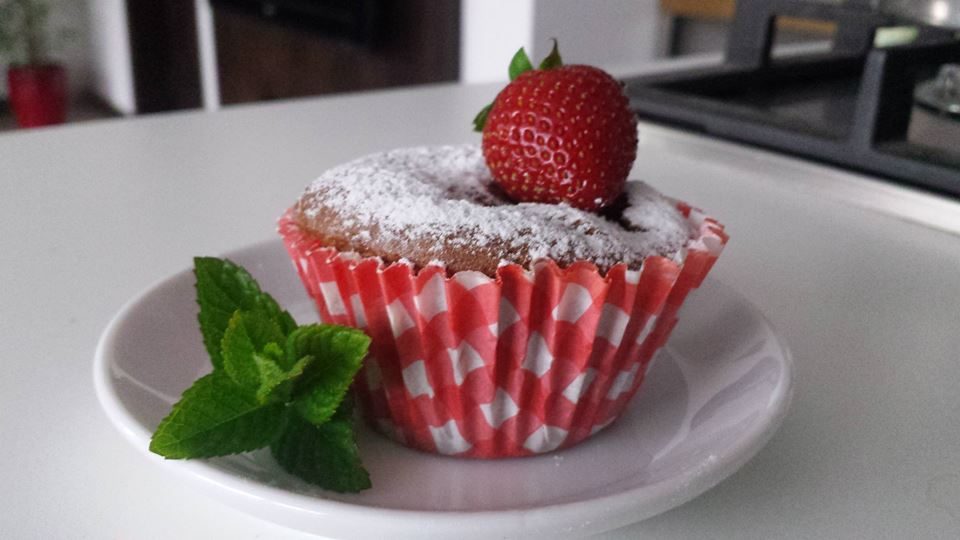Strawberry & Ricotta Cupcakes