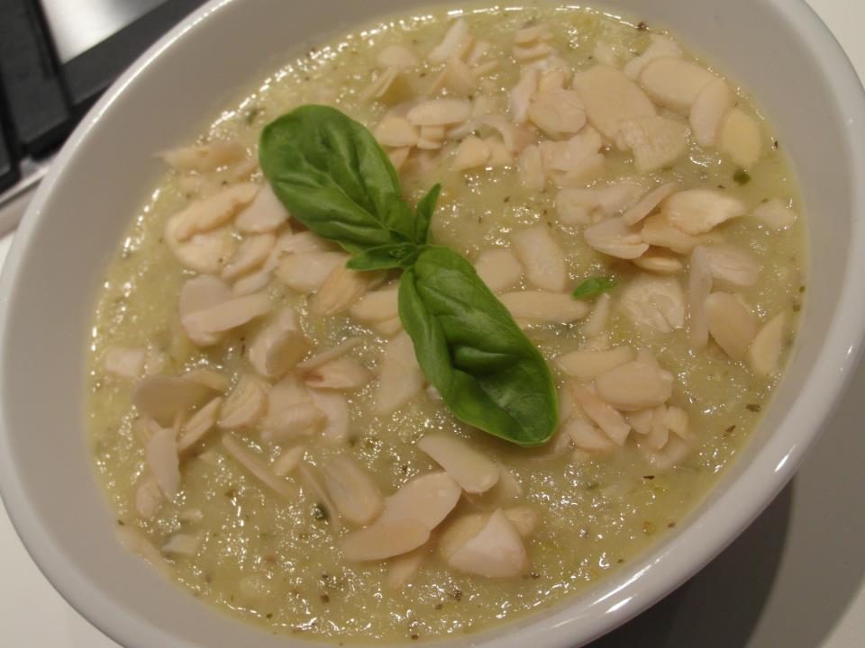 Zucchini, Green Apples & Basil Soup
