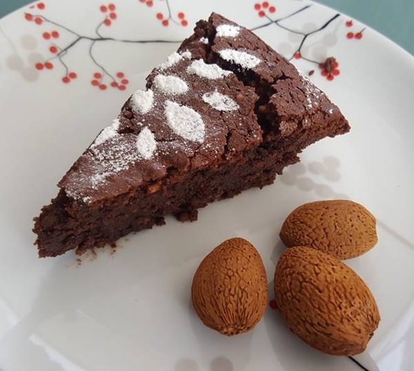 Torta Caprese (Chocolate & Almond Flourless Cake)