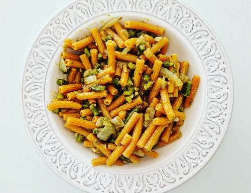 Red Lentils Pasta with Asparagus & Pesto